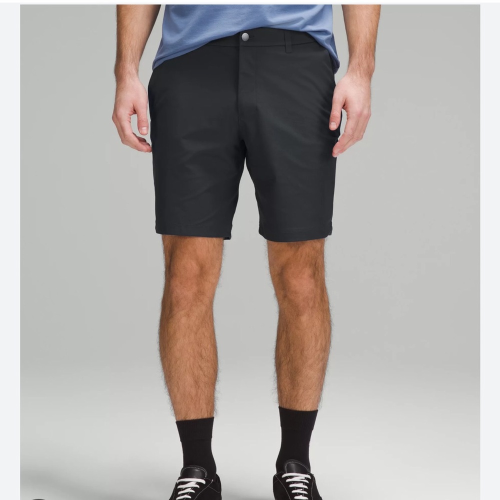 Lululemon ABC Classic Fit Shorts 9”